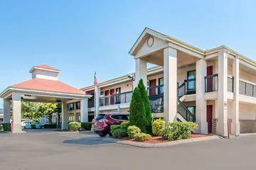 Econo Lodge Inn & Suites Murfreesboro Shopping District