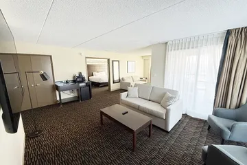 Ramada Plaza by Wyndham Niagara Falls