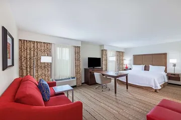 Hampton Inn & Suites Houston I-10 West Park Row