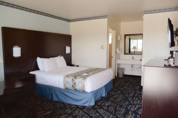 Room 3 of 19