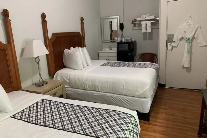 Room 3 of 19