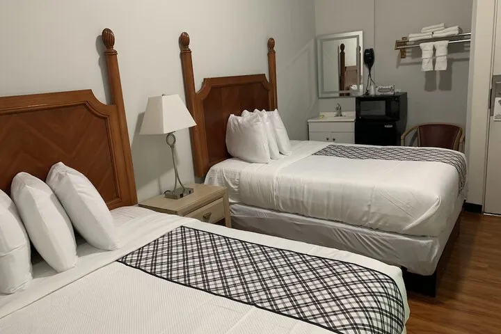 Room 2 of 19