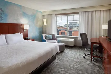 Courtyard by Marriott Downtown Ottawa