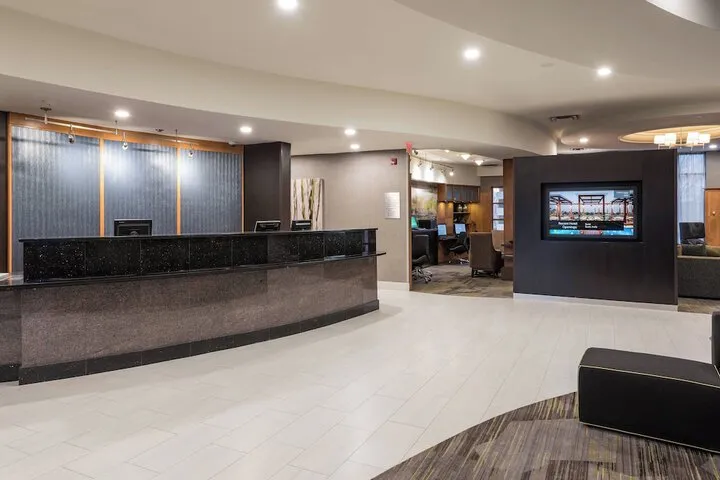 Hotel Interior 4 of 35