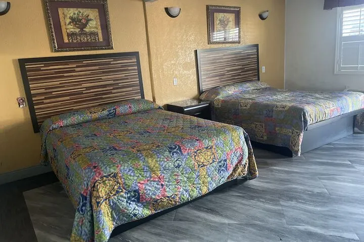 Room 5 of 39