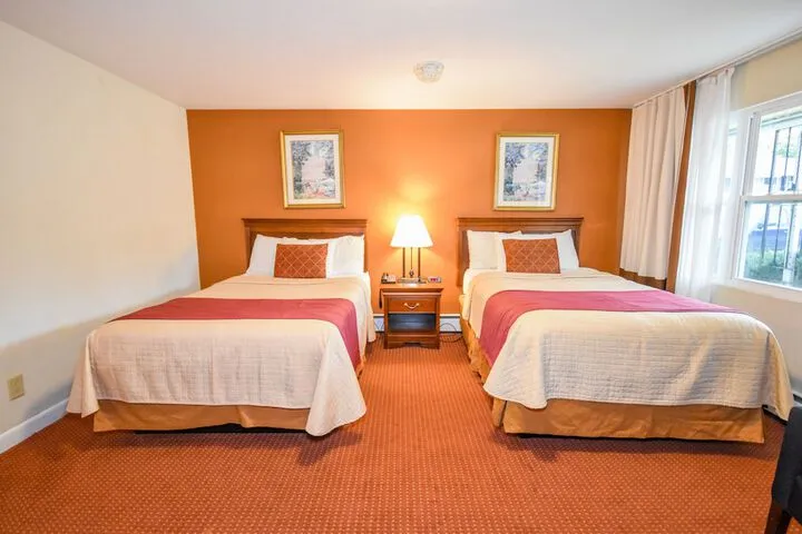 Room 4 of 22