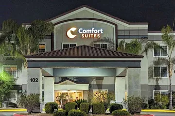 Comfort Suites Fresno River Park