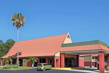 Days Inn by Wyndham Cocoa Cruiseport West at I-95 / 524