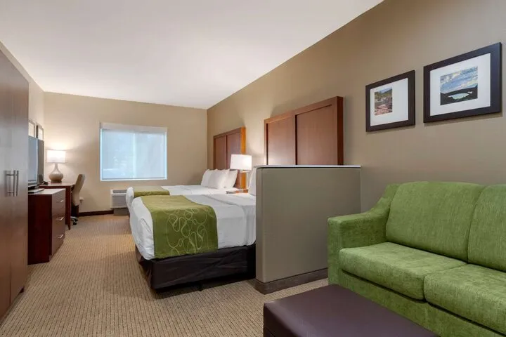 Room 5 of 36