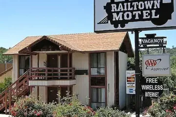 Jamestown Railtown Motel