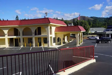 Timberland Inn & Suites