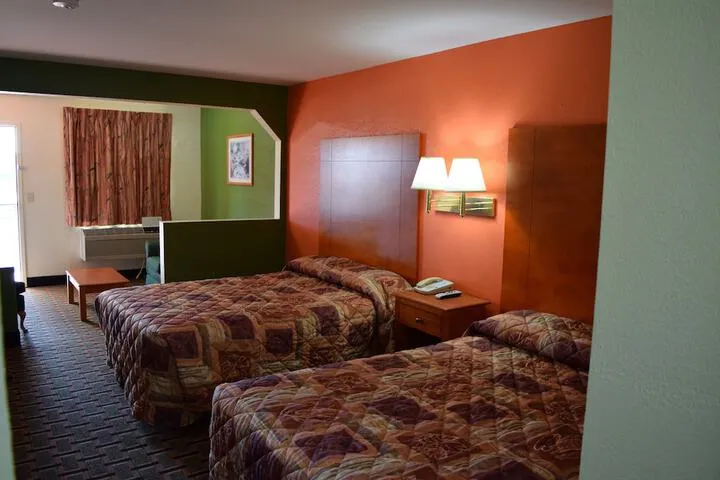 Room 4 of 21