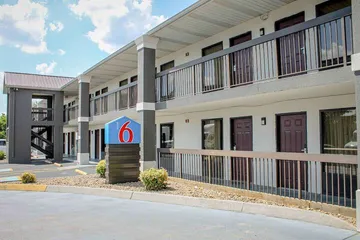 Motel 6 Knoxville TN - East