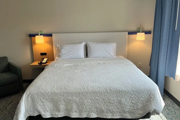 Room 4 of 56