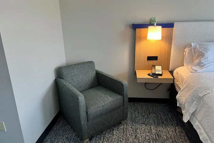 Room 3 of 56