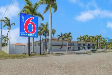 Motel 6 Venice FL