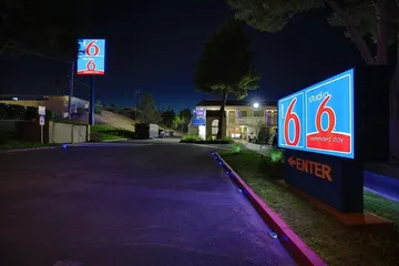 Motel 6 Barstow CA