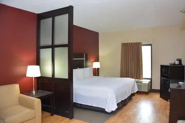 Red Roof Inn PLUS+ & Suites Chattanooga - Downtown