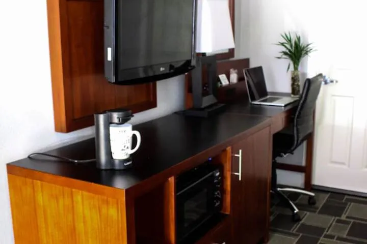 Room 5 of 29