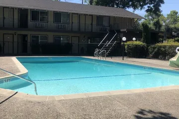 Hillside Inn