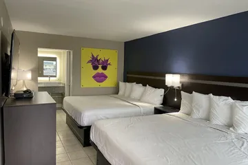 Seaside Sands Inn