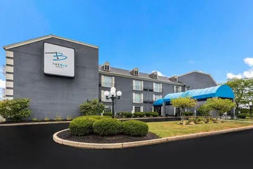The Blu Hotel Blue Ash Cincinnati an Ascend Collection Hotel