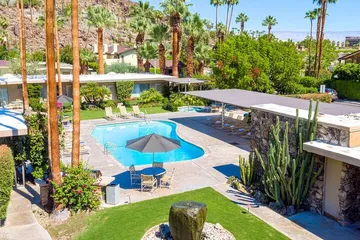 Desert Hills - 21 and Over - a Town & Desert Boutique Hotel
