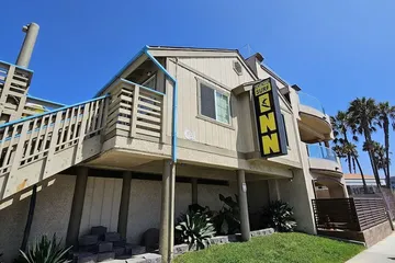 Huntington Surf Inn