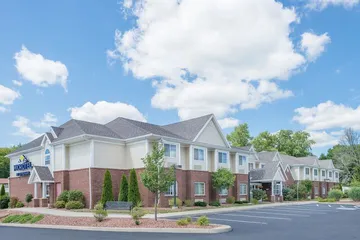 Microtel Inn & Suites by Wyndham Chili / Rochester Airport