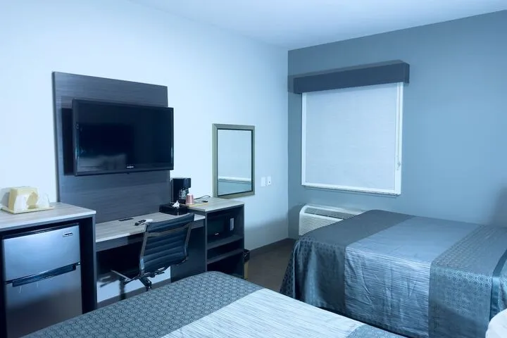 Room 5 of 19
