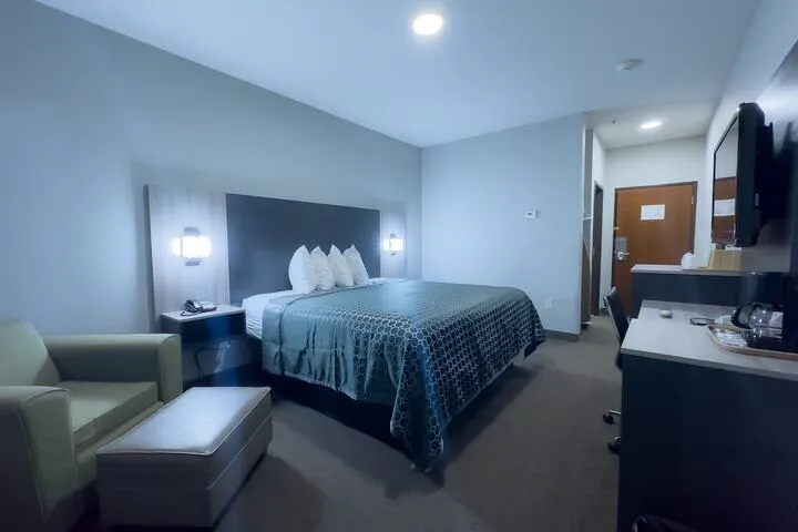 Room 3 of 19