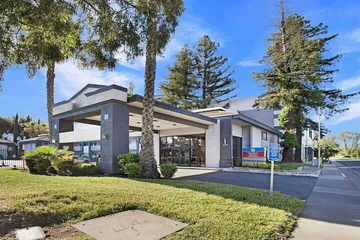 SureStay Plus Hotel by Best Western Sacramento North