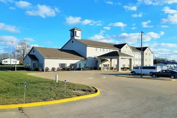 Oak Hill Inn & Suites