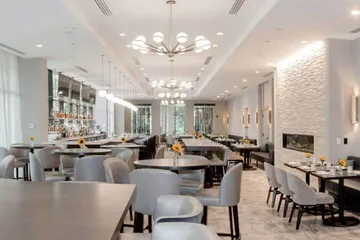 DoubleTree by Hilton Hotel Charlottesville