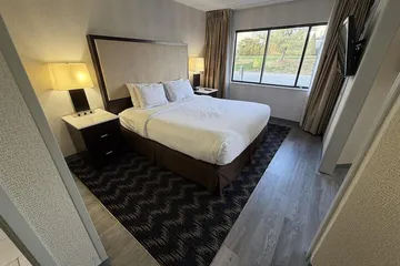 Best Western Plus Miamisburg-Dayton Suites Banquets & Hotel