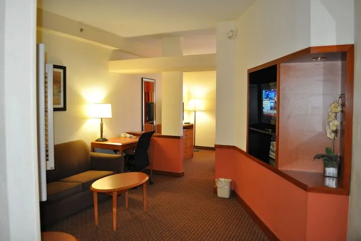 Room 5 of 44
