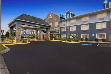Comfort Inn & Suites Nashville Near Tanger Outlets I-24 Antioch
