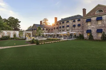 Williamsburg Inn an official Colonial Williamsburg Hotel