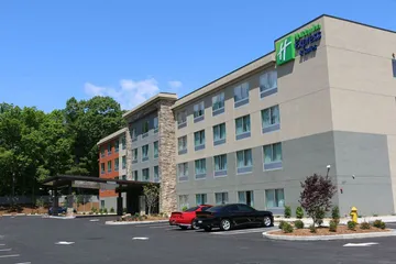 Holiday Inn Express & Suites Hendersonville SE - Flat Rock by IHG