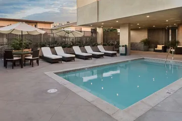 Hampton Inn & Suites Los Angeles / Hollywood