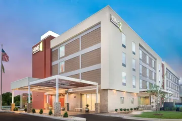 Home2 Suites by Hilton Bowling Green Hotel