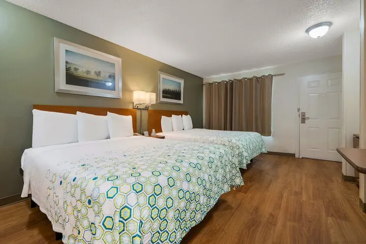 Room 5 of 30