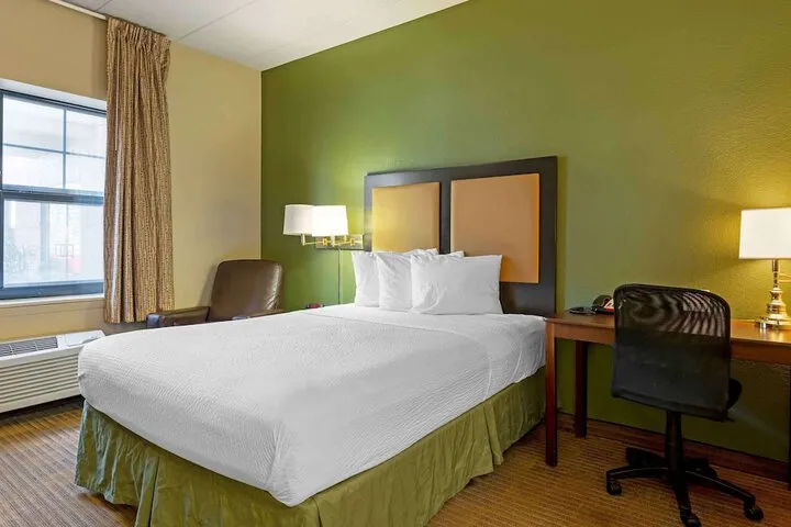 Room 5 of 29