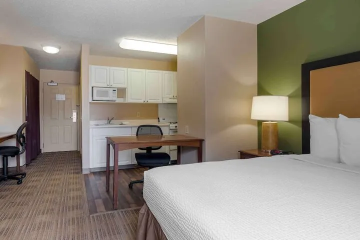 Room 5 of 29