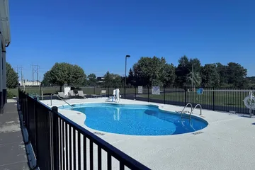 Florence Inn and Suites