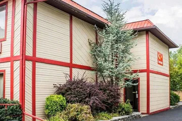 Econo Lodge Scranton near Montage Mountain