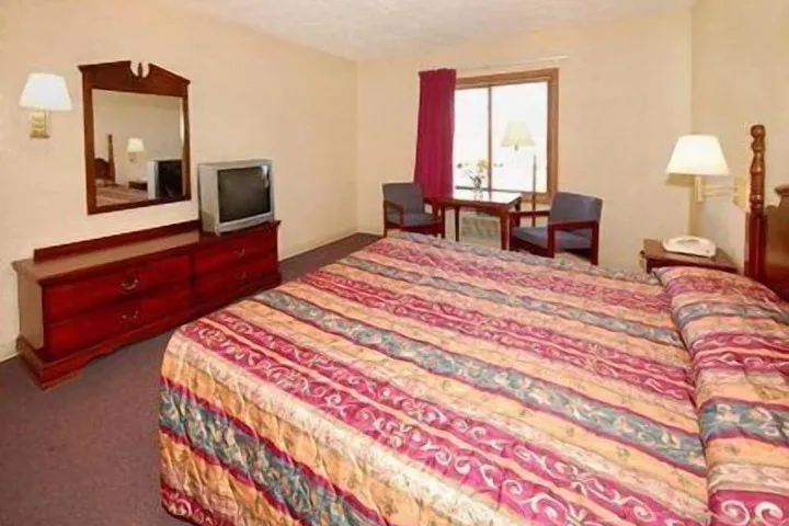 Room 5 of 35