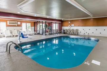 Quality Inn & Suites Evansville North