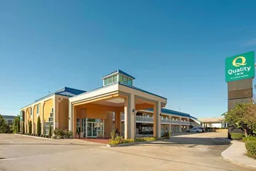 Quality Inn Brookhaven
