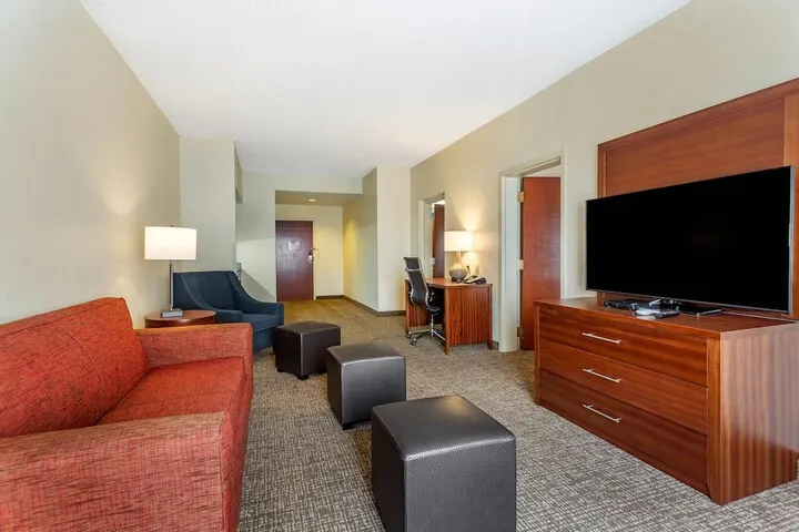 Room 5 of 27